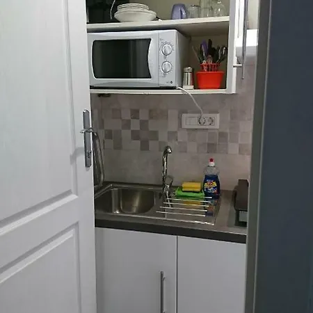 アパート 4 Seasons - Under Forest Park, Free Parking