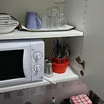 4 Seasons - Under Forest Park, Free Parking * Split
