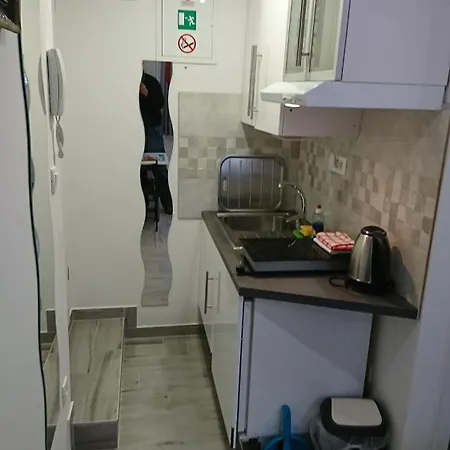 4 Seasons - Under Forest Park, Free Parking Apartmán *